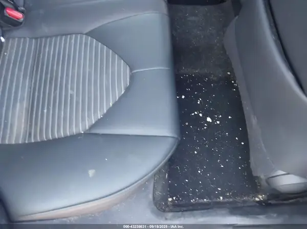 4T1B11HK9JU532886 2018 TOYOTA CAMRY - Image 8