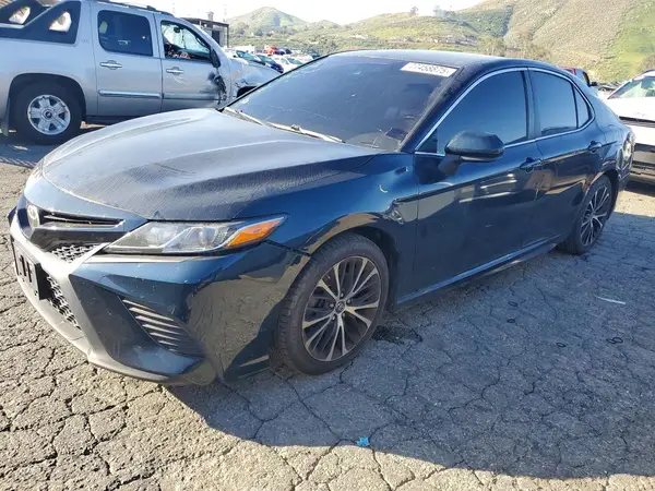 4T1B11HK9JU542060 2018 TOYOTA CAMRY - Image 1