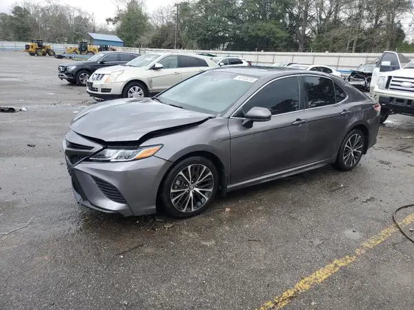 4T1B11HK9JU544052 2018 TOYOTA CAMRY - Image 1