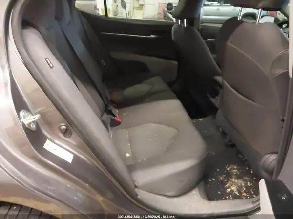 4T1B11HK9JU544701 2018 TOYOTA CAMRY - Image 8