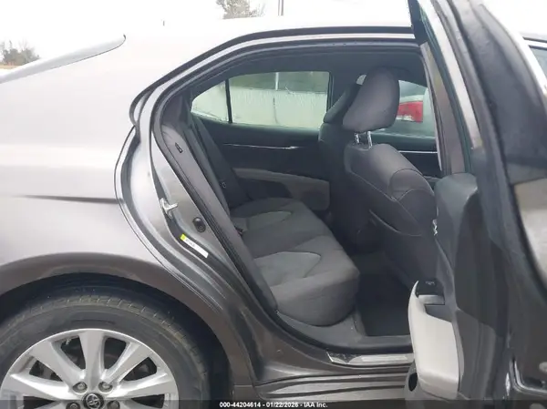 4T1B11HK9JU553107 2018 TOYOTA CAMRY - Image 8