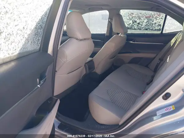 4T1B11HK9JU553348 2018 TOYOTA CAMRY - Image 8