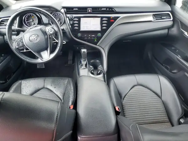 4T1B11HK9JU553883 2018 TOYOTA CAMRY - Image 8