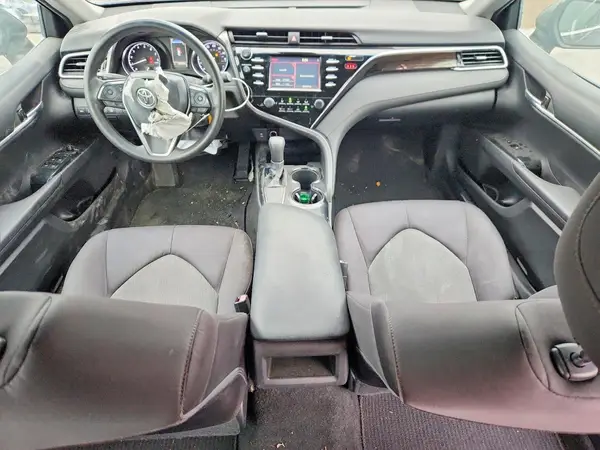 4T1B11HK9JU561935 2018 TOYOTA CAMRY - Image 8