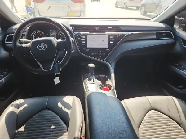 4T1B11HK9JU562759 2018 TOYOTA CAMRY - Image 8