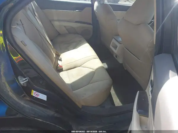 4T1B11HK9JU566780 2018 TOYOTA CAMRY - Image 8