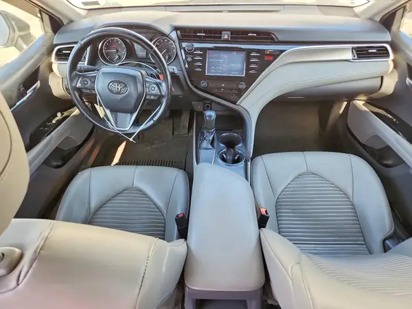 4T1B11HK9JU568559 2018 TOYOTA CAMRY - Image 8