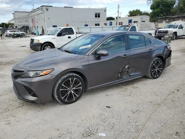 4T1B11HK9JU571638 2018 TOYOTA CAMRY - Image 1