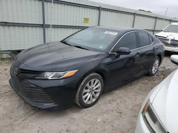 4T1B11HK9JU577892 2018 TOYOTA CAMRY - Image 1