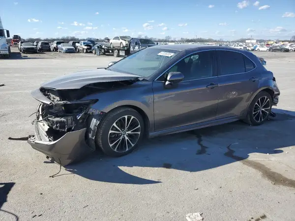 4T1B11HK9JU578234 2018 TOYOTA CAMRY - Image 1