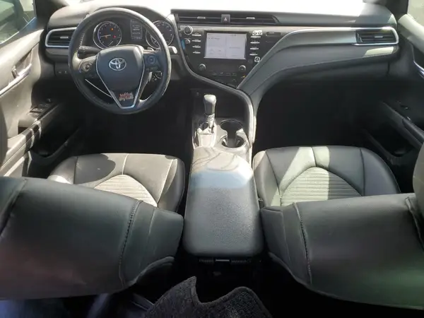 4T1B11HK9JU578234 2018 TOYOTA CAMRY - Image 8