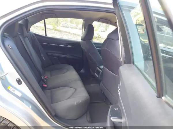 4T1B11HK9JU578976 2018 TOYOTA CAMRY - Image 8