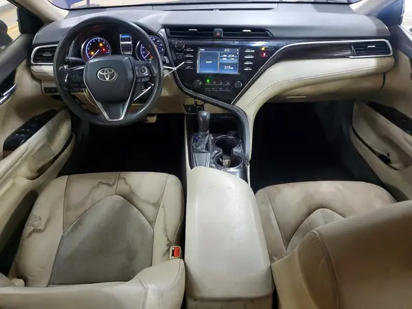 4T1B11HK9JU579383 2018 TOYOTA CAMRY - Image 8