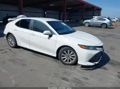 4T1B11HK9JU580968 2018 TOYOTA CAMRY