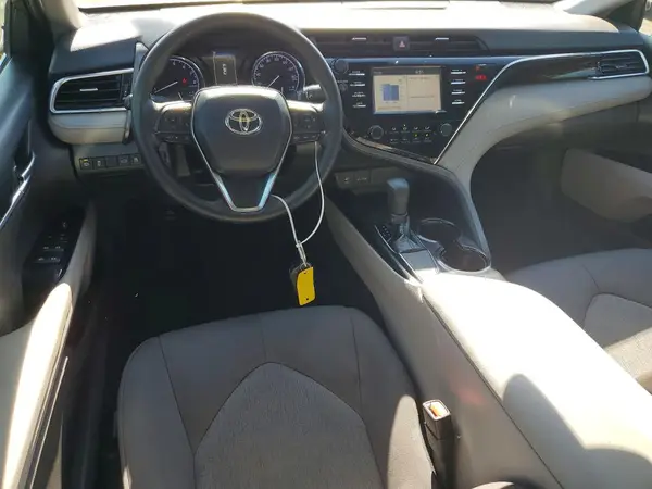 4T1B11HK9JU581442 2018 TOYOTA CAMRY - Image 8