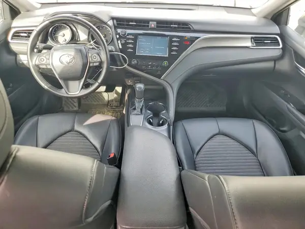 4T1B11HK9JU582218 2018 TOYOTA CAMRY - Image 8