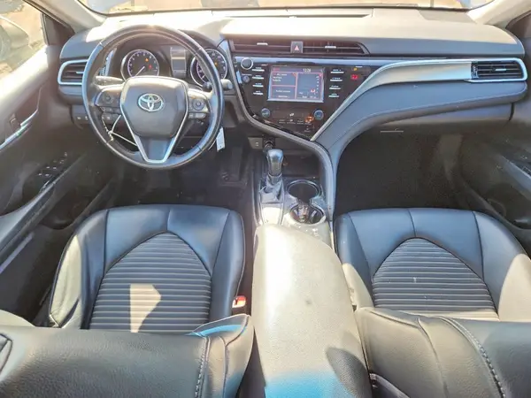 4T1B11HK9JU583241 2018 TOYOTA CAMRY - Image 8