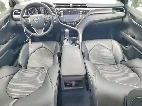 4T1B11HK9JU583689 2018 TOYOTA CAMRY - Image 8