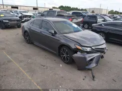 4T1B11HK9JU585099 2018 TOYOTA CAMRY