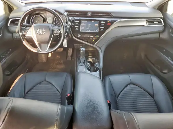4T1B11HK9JU586608 2018 TOYOTA CAMRY - Image 8