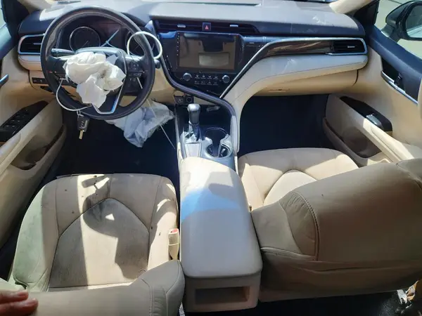 4T1B11HK9JU589668 2018 TOYOTA CAMRY - Image 8