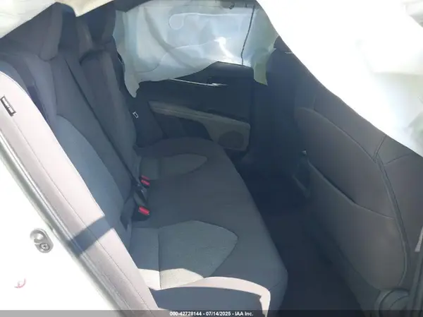 4T1B11HK9JU590996 2018 TOYOTA CAMRY - Image 8