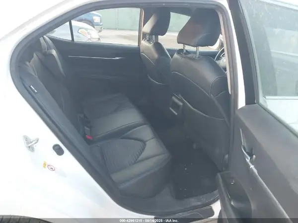 4T1B11HK9JU595258 2018 TOYOTA CAMRY - Image 8