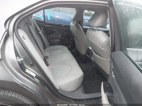 4T1B11HK9JU596412 2018 TOYOTA CAMRY - Image 8