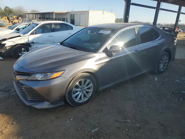 4T1B11HK9JU598225 2018 TOYOTA CAMRY - Image 1