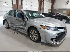 4T1B11HK9JU599732 2018 TOYOTA CAMRY