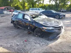 4T1B11HK9JU600040 2018 TOYOTA CAMRY
