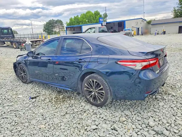 4T1B11HK9JU609112 2018 TOYOTA CAMRY - Image 2