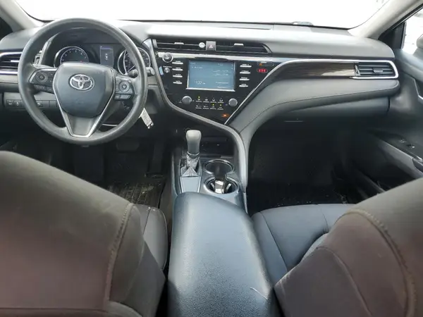 4T1B11HK9JU609840 2018 TOYOTA CAMRY - Image 8