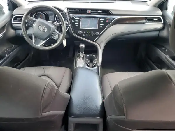 4T1B11HK9JU611376 2018 TOYOTA CAMRY - Image 8