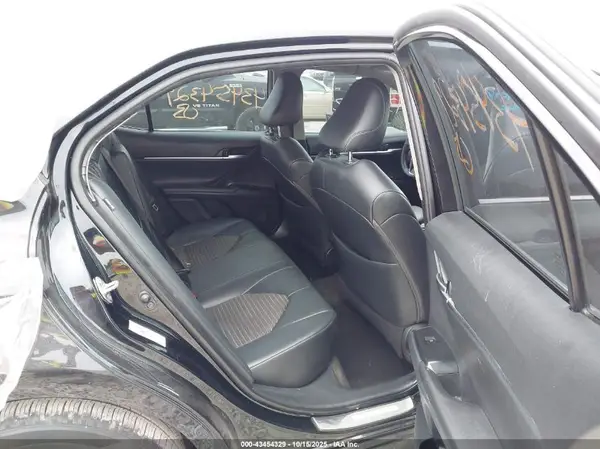 4T1B11HK9JU612608 2018 TOYOTA CAMRY - Image 8