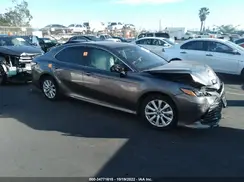 4T1B11HK9JU613483 2018 TOYOTA CAMRY