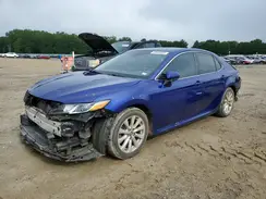 4T1B11HK9JU615976 2018 TOYOTA CAMRY