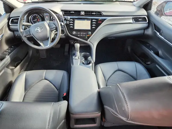 4T1B11HK9JU617260 2018 TOYOTA CAMRY - Image 8