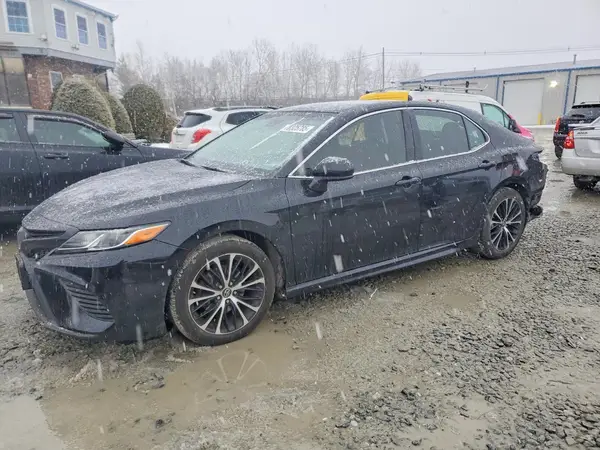 4T1B11HK9JU617324 2018 TOYOTA CAMRY - Image 1