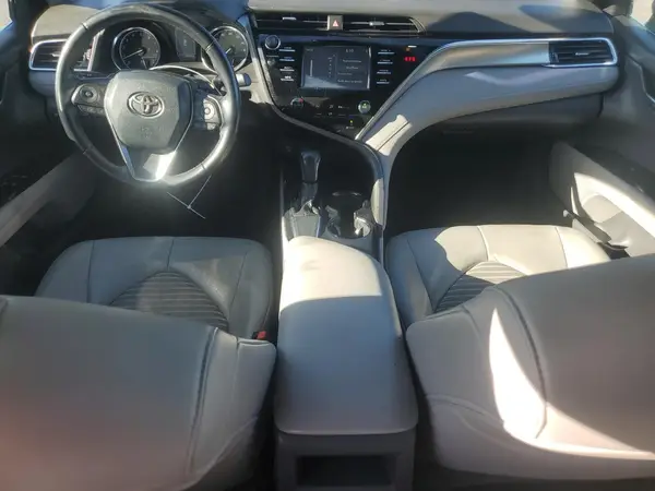 4T1B11HK9JU625570 2018 TOYOTA CAMRY - Image 8