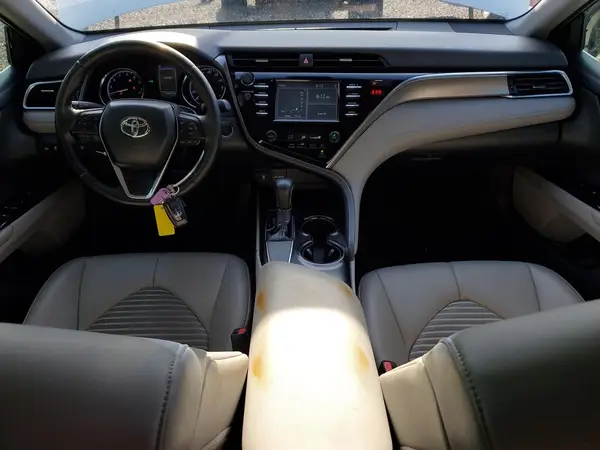 4T1B11HK9JU629229 2018 TOYOTA CAMRY - Image 8