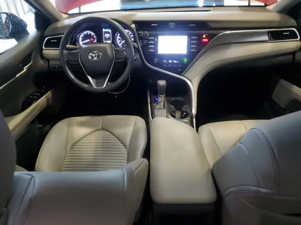 4T1B11HK9JU631269 2018 TOYOTA CAMRY - Image 8