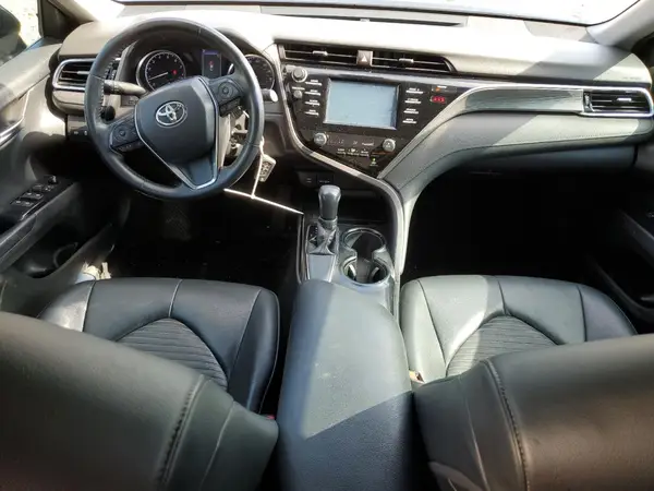 4T1B11HK9JU633247 2018 TOYOTA CAMRY - Image 8