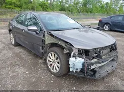 4T1B11HK9JU635581 2018 TOYOTA CAMRY