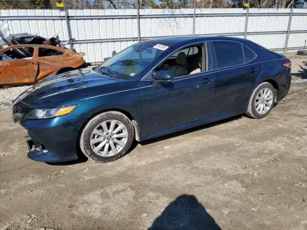 4T1B11HK9JU635645 2018 TOYOTA CAMRY - Image 1