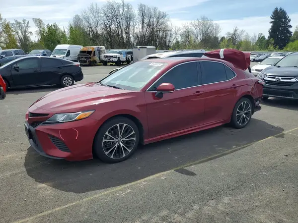 4T1B11HK9JU638576 2018 TOYOTA CAMRY - Image 1