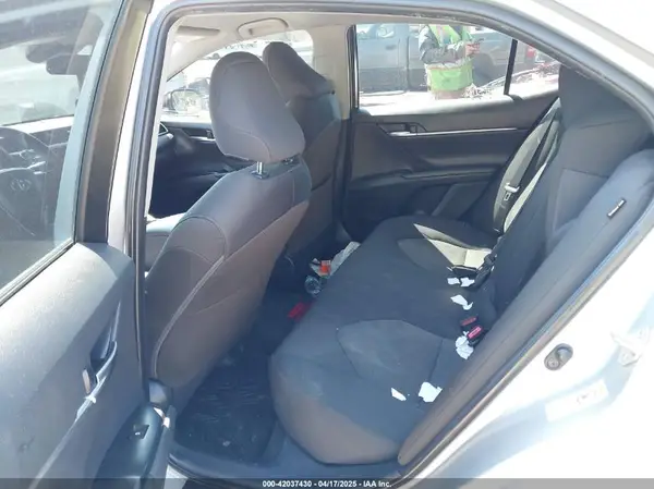 4T1B11HK9JU639341 2018 TOYOTA CAMRY - Image 8