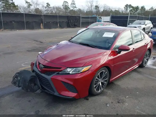4T1B11HK9JU642546 2018 TOYOTA CAMRY - Image 2