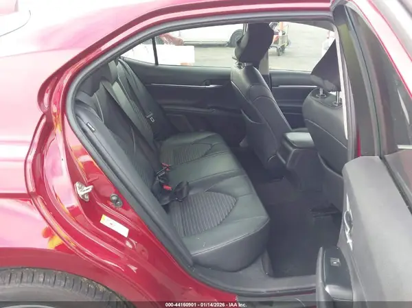 4T1B11HK9JU642546 2018 TOYOTA CAMRY - Image 8