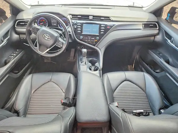 4T1B11HK9JU642658 2018 TOYOTA CAMRY - Image 8